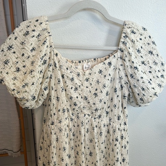 Women’s Floral Dress - Picture 4 of 4